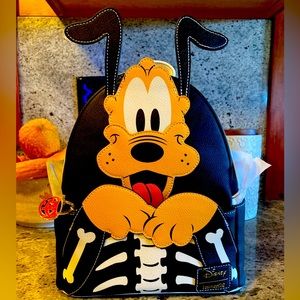 Disney Loungefly Pluto Skeleton Glow in the Dark Backpack New with Tags! 🖤🤍🖤